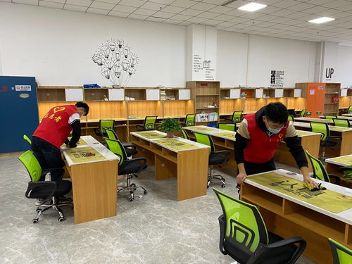 濟(jì)寧職業(yè)技術(shù)學(xué)院電子信息工程系聯(lián)想班開(kāi)展志愿服務(wù)活動(dòng)，為城市書(shū)屋提供信息技術(shù)咨詢服務(wù)